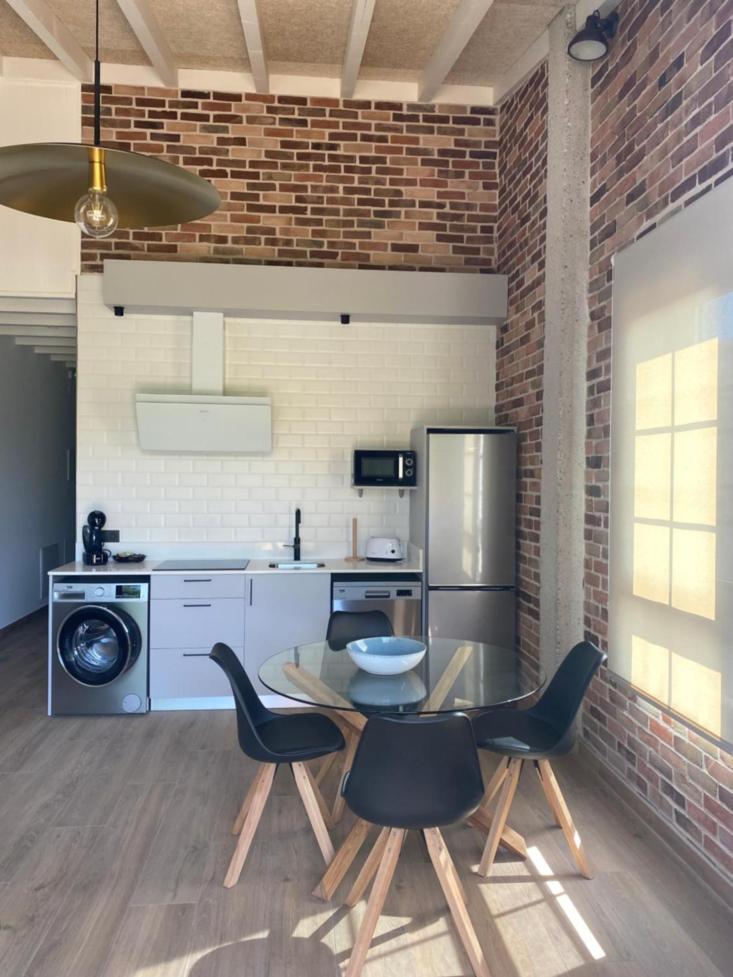 Alma Marina Apartamentos Сомо Екстериор снимка